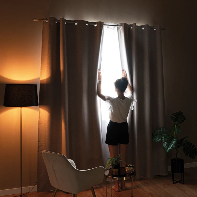 Zasłona Blackout na Przelotkach, jasny beż – 140x230 cm